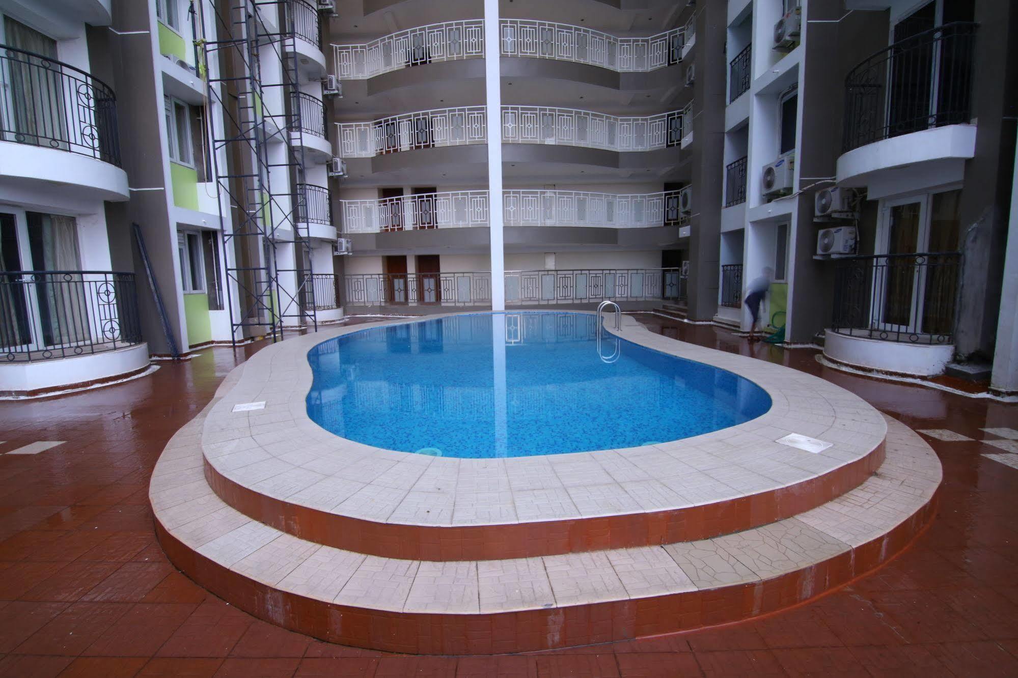 Atlas Airport Hotel Apartment Nedumbassery Exterior photo